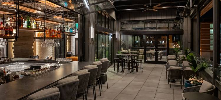 AC Hotel 圣路易斯克莱顿(AC Hotel St. Louis Clayton)图片