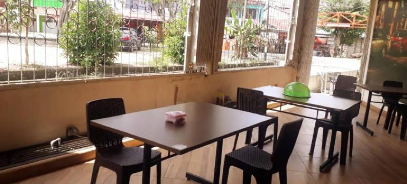 OYO899黄金线旅馆(Gold Line Guest House)图片