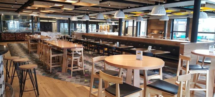 高地屋顶餐吧酒店(Highlander Hotel Bar Kitchen Rooftop)图片