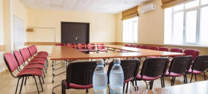 雷卡兹苏梅酒店(Optima Sumy)图片