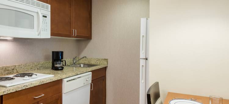 圣路易斯河港机场西长住套房酒店(Larkspur Landing Extended Stay Suites St Louis Riverport)图片