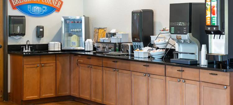 拉格兰奇呗盟套房酒店(Baymont by Wyndham LaGrange)图片