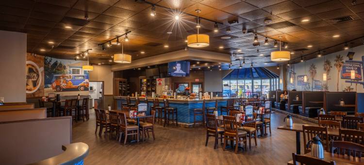 IHG假日酒店密尔沃基布鲁克菲尔德(Holiday Inn Brookfield - ​​MILWAUKEE)图片