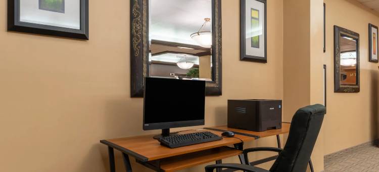 里诺华美达酒店及(Ramada by Wyndham Reno Hotel & Casino)图片