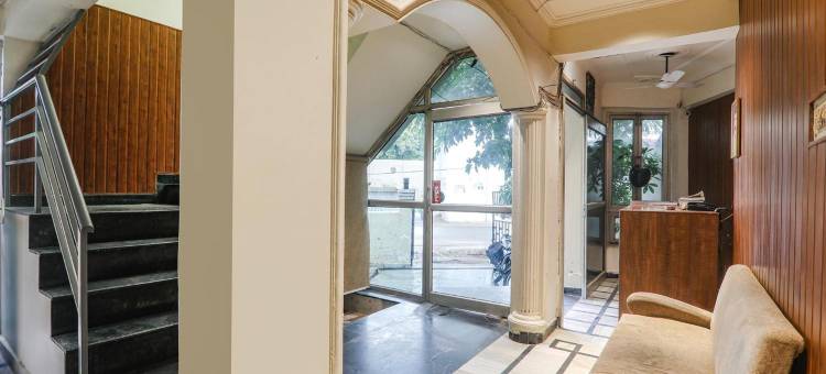 FabHotel Bless Inn图片