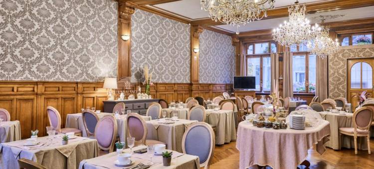 蒙贝利亚尔原生精品酒店(德拉巴朗斯)(The Originals Boutique, Hôtel de la Balance, Montbéliard)图片