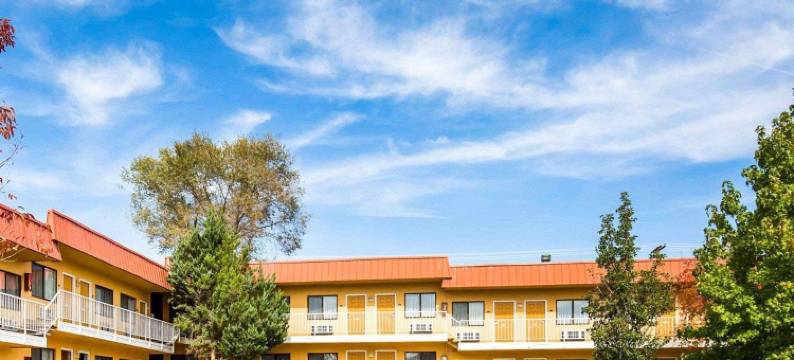 内华达议会大厦罗德威酒店(Rodeway Inn at Nevada State Capitol)图片