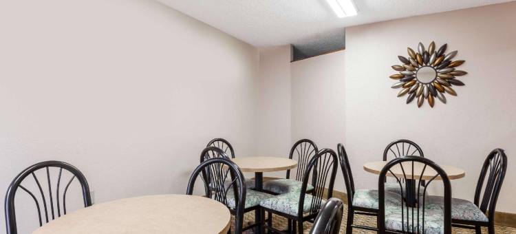 哈里斯堡速8酒店(Super 8 by Wyndham Harrisburg)图片