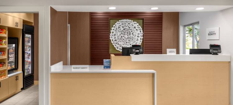 萨吉诺万枫酒店(Fairfield Inn & Suites Saginaw)图片