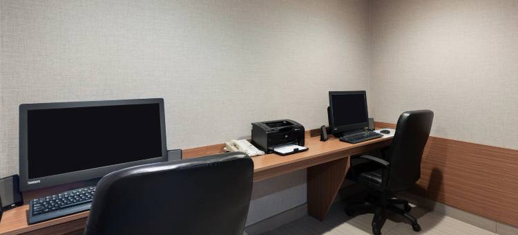 Microtel Inn & Suites by Wyndham Kirkland Lake图片