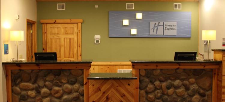 Holiday Inn Express MUNISING - 湖景(Holiday Inn Express Munising-Lakeview)图片
