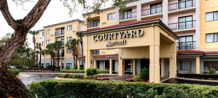 劳德代尔堡科勒尔斯普林斯万怡酒店(Courtyard Fort Lauderdale Coral Springs)图片