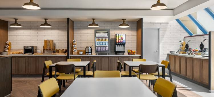 南麦迪逊费尔菲尔德套房酒店(Fairfield Inn & Suites Madison South)图片