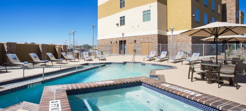 斯托克顿堡万枫酒店及套房(Fairfield Inn & Suites Fort Stockton)图片