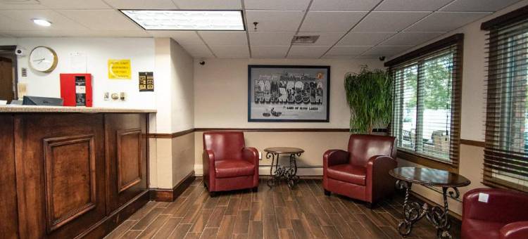 布鲁克林中心速8酒店(Super 8 by Wyndham Brooklyn Center/Mpls)图片