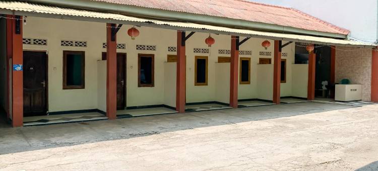 阿尤帕马努坎格斯特豪斯瑞德帕特纳尔(Penginapan Losmen Ayu Pamanukan RedPartner)图片