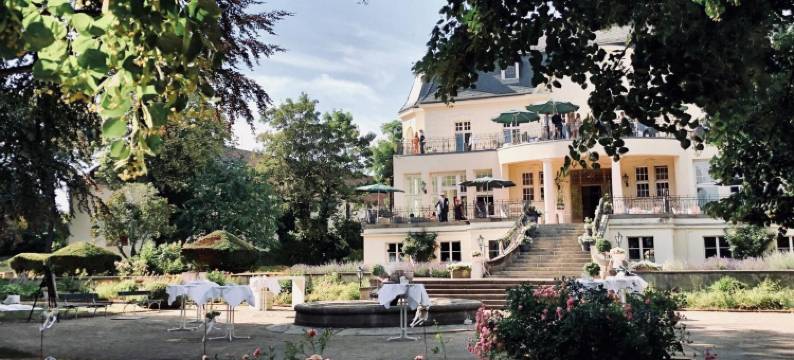 施罗斯特森塔酒店(Hotel Schloss Teutschenthal)图片