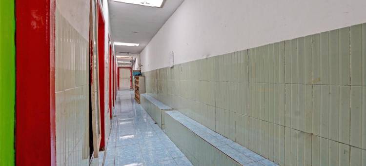 奥西多穆廖伊斯兰公寓酒店(Hotel O Sidomulyo Kost Syariah)图片