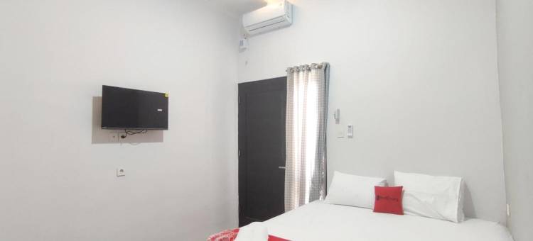 RedDoorz Near Graha Saba Buana 2图片