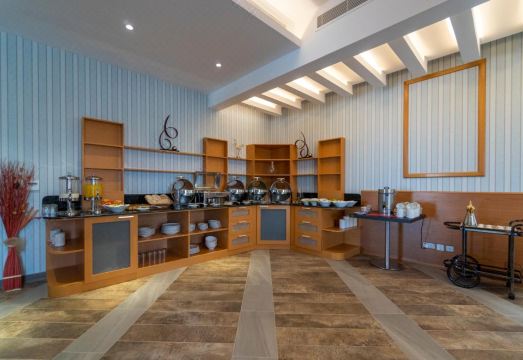 Sama Muscat Hotel Hotel Overview