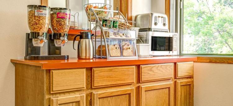 查斯卡速8酒店(Super 8 by Wyndham Chaska)图片