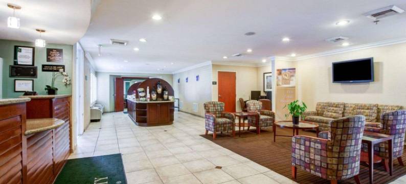 普拉森提亚阿纳海姆富勒顿品质酒店(Quality Inn Placentia Anaheim Fullerton)图片