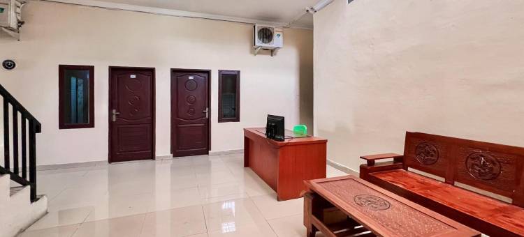 霍姆斯泰252沙里亚(RedDoorz at Golden Gateway Medan)图片