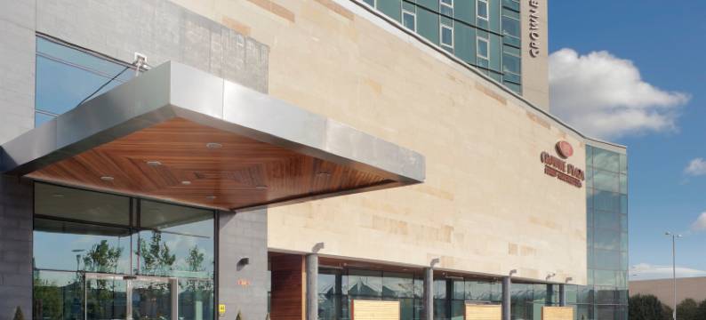 都柏林布兰察斯镇皇冠假日酒店(Crowne Plaza DUBLIN - BLANCHARDSTOWN by IHG)图片