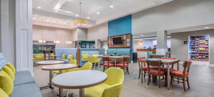 东奥罗拉欢朋酒店(Hampton Inn East Aurora)图片