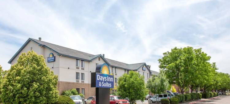 丹佛国际机场戴斯套房酒店(Days Inn & Suites by Wyndham Denver International Airport)图片