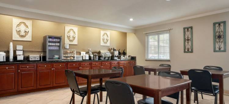 堪萨斯城温德姆呗盟酒店(Baymont by Wyndham Kansas City KU Medical Center)图片