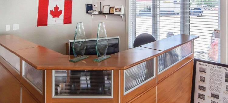 德拉姆赫勒套房伊克诺旅馆(Econo Lodge Inn & Suites Drumheller)图片