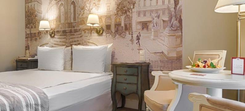 雷农莫酒店(Renome Hotel)图片