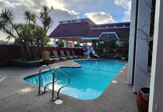 Red Lion Hotel Eureka Hotel Overview