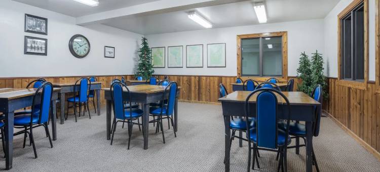 帕克拉皮兹速8酒店(Super 8 by Wyndham Park Rapids)图片