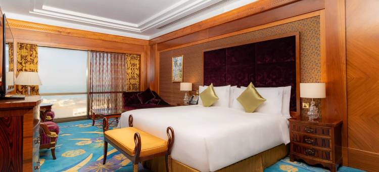 科威特萨尔米亚假日套房酒店(Holiday Inn Suites Kuwait Salmiya)图片