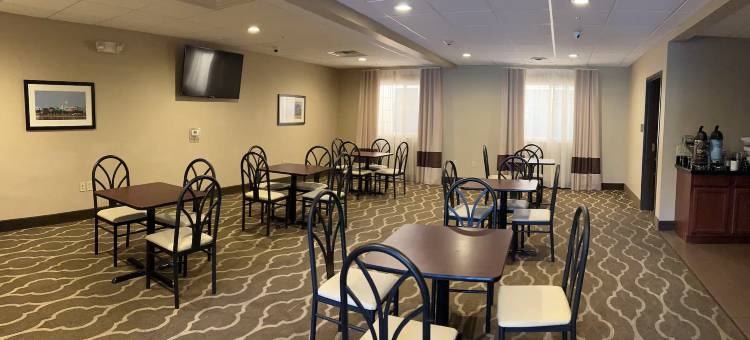 温德姆曼海姆黎巴嫩戴斯酒店及套房(Days Inn & Suites by Wyndham Manheim Lebanon)图片