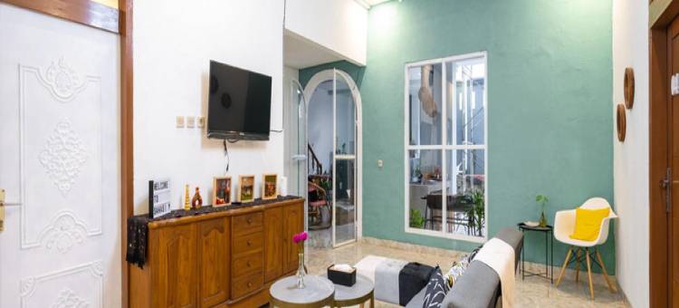 红多兹酒店-近茂物巴鲁塔纳收费出口(RedDoorz Near Exit Toll Tanah Baru Bogor)图片