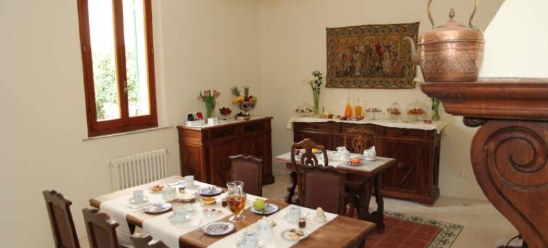 瑞莱斯利齐住宅酒店(Residenza Dei Ricci)图片