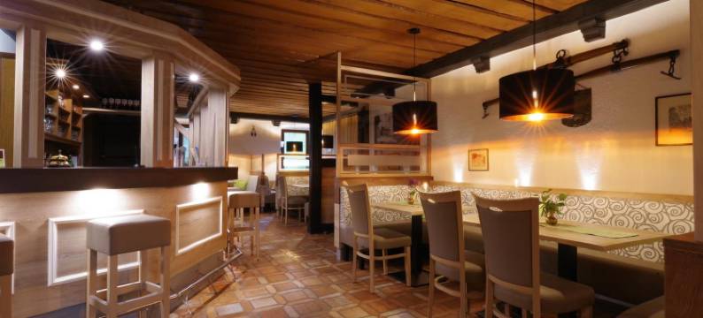 劳勃里博德斯格大地勇气酒店(Land-Gut-Hotel Räuber Lippoldskrug)图片