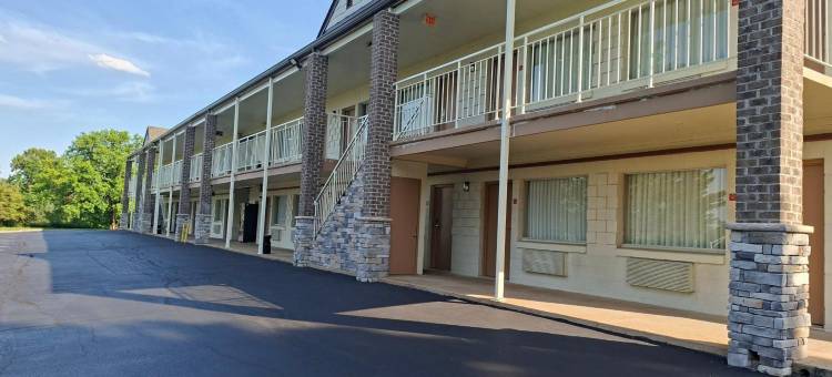 Hometown Inn Staunton VA Near Hwy 11图片