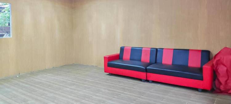 奇卡尔豪华露营@科班塔伦旅游区红门酒店合作(Chikar Glamping at Wisata Coban Talun Mitra RedDoorz)图片