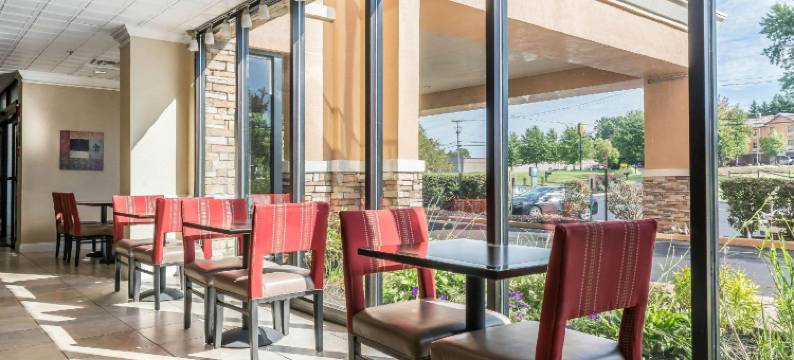 舒适酒店-克兰伯里镇游乐园(Comfort Inn Cranberry Twp)图片