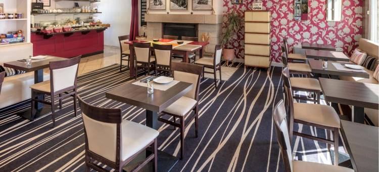 拉雷西登斯酒店(Hôtel la Résidence)图片