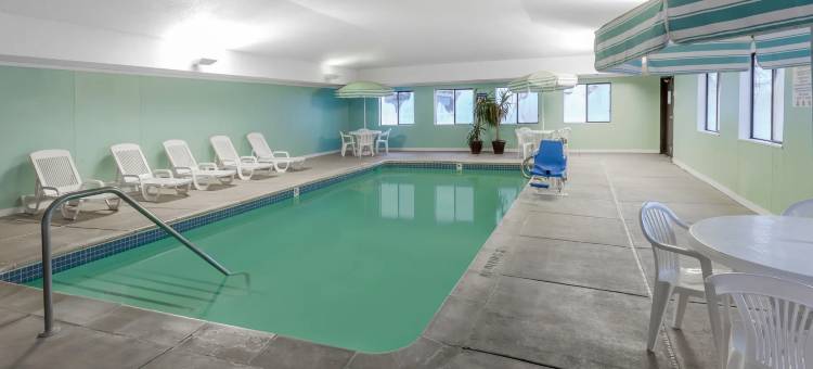 盖洛德温德姆呗盟套房酒店(Baymont by Wyndham Gaylord)图片