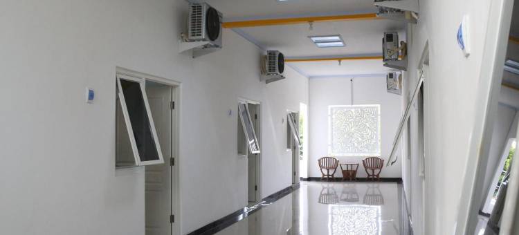 RedDoorz Syariah Near Suncity Mall Madiun图片