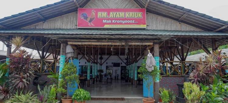 RedDoorz Syariah Near Stasiun Pekalongan 3图片