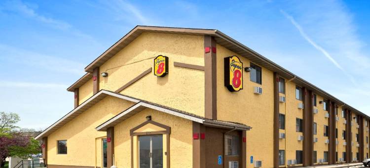 锡达拉皮兹速8酒店(Super 8 by Wyndham Cedar Rapids)图片