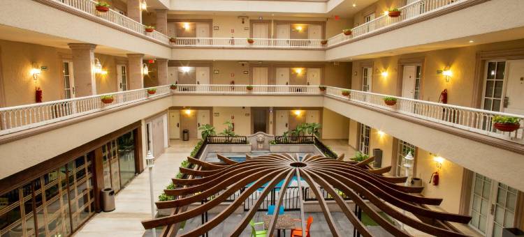 蒙特雷科隆贝斯特韦斯特优质酒店(Best Western Plus Monterrey Colon)图片