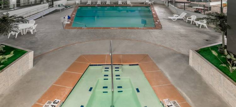 奥德萨华美达酒店-近德克萨斯二迭纪盆地分校(Ramada by Wyndham Odessa Near University of Texas Permian)图片